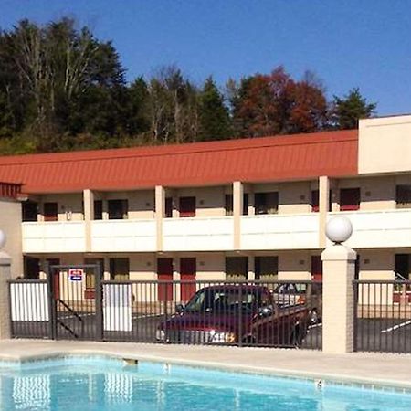 Astoria Hotel Danville West Dış mekan fotoğraf