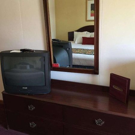 Astoria Hotel Danville West Dış mekan fotoğraf