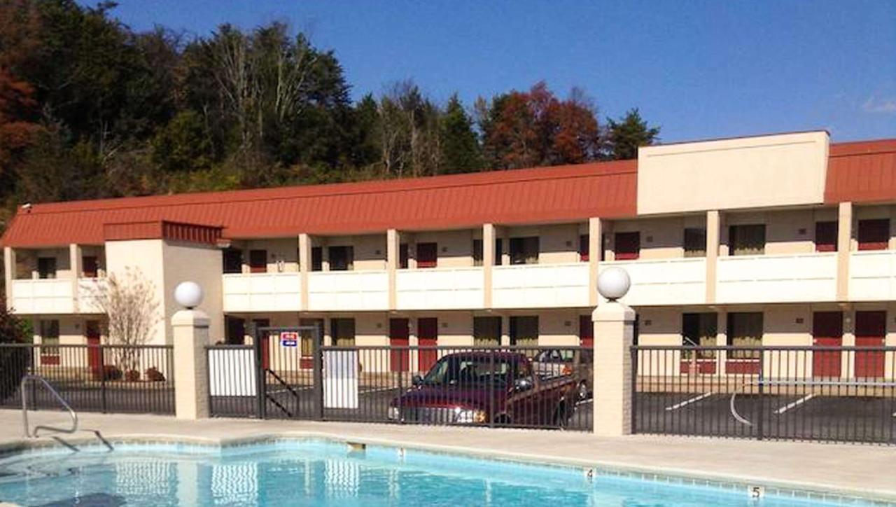 Astoria Hotel Danville West Dış mekan fotoğraf
