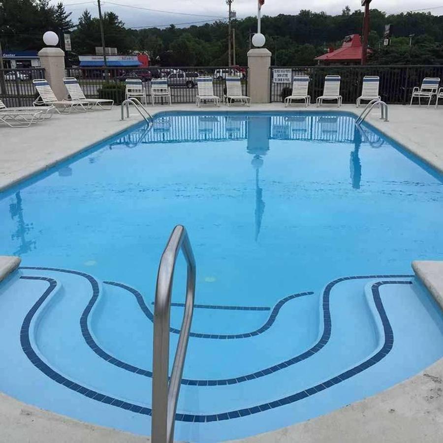 Astoria Hotel Danville West Dış mekan fotoğraf